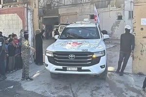 El Foro de Familias de Rehenes y de Desaparecidos de Israel insiste en que "el acuerdo no puede seguir implementándose sin que Hamás devuelva a todos los rehenes".