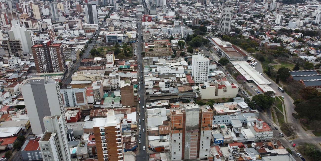 Ahora se podrán "reconvertir" cocheras ociosas de edificios para la instalación de comercios y oficinas