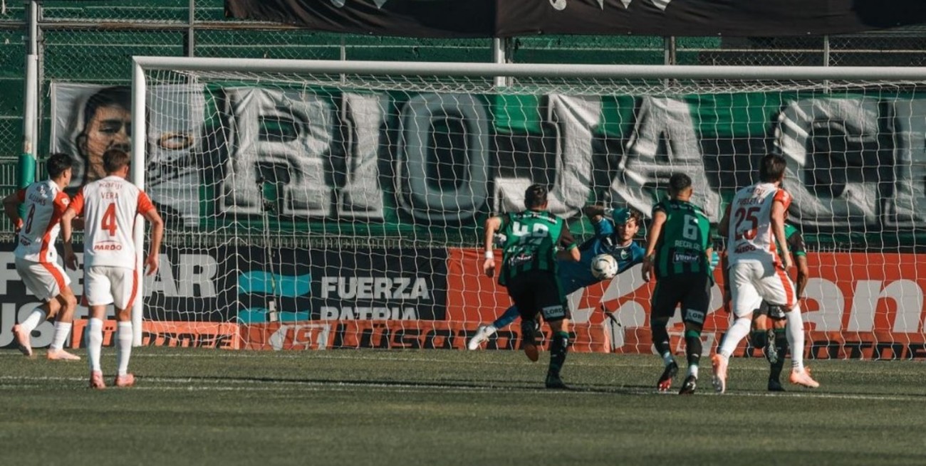 Independiente sigue sin ganar: desaprovechó un penal y cayó ante San Martín de San Juan