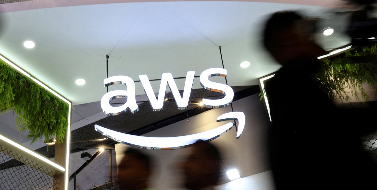 Amazon Web Services identificó el origen de la falla que provocó la caída global


