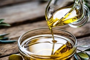 “Aceite de oliva extra virgen artesanal, marca Olivos Andinos”