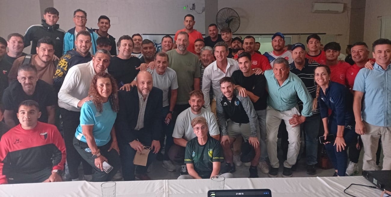 Juan Antonio Pizzi, el lasallano que dejó su sello en el ciclo de charlas de la Liga Santafesina