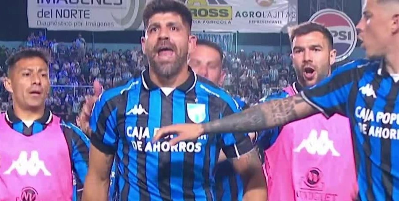 El Loco Díaz quiso pelear con un hincha de Atlético Tucumán y casi le abren el portón