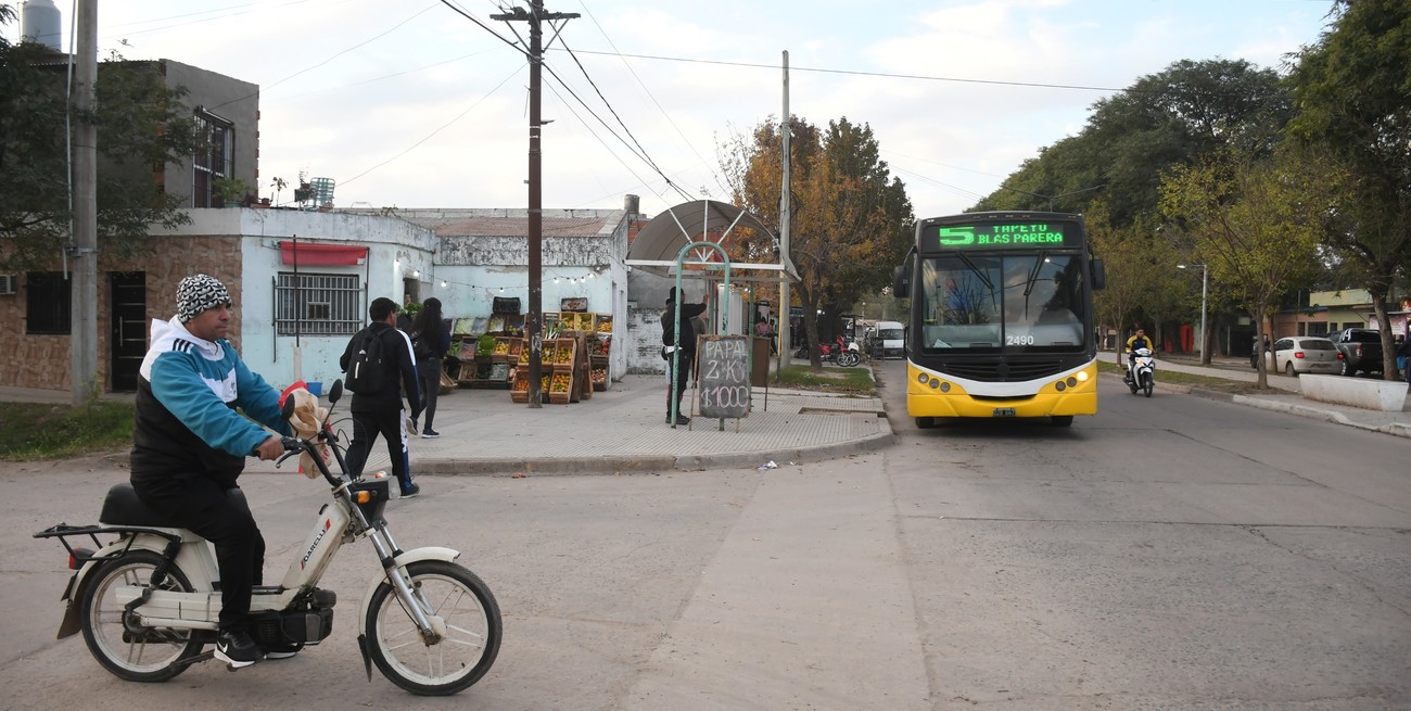 Cuán viable sería aplicar un boleto barrial de colectivos urbanos en la ciudad de Santa Fe