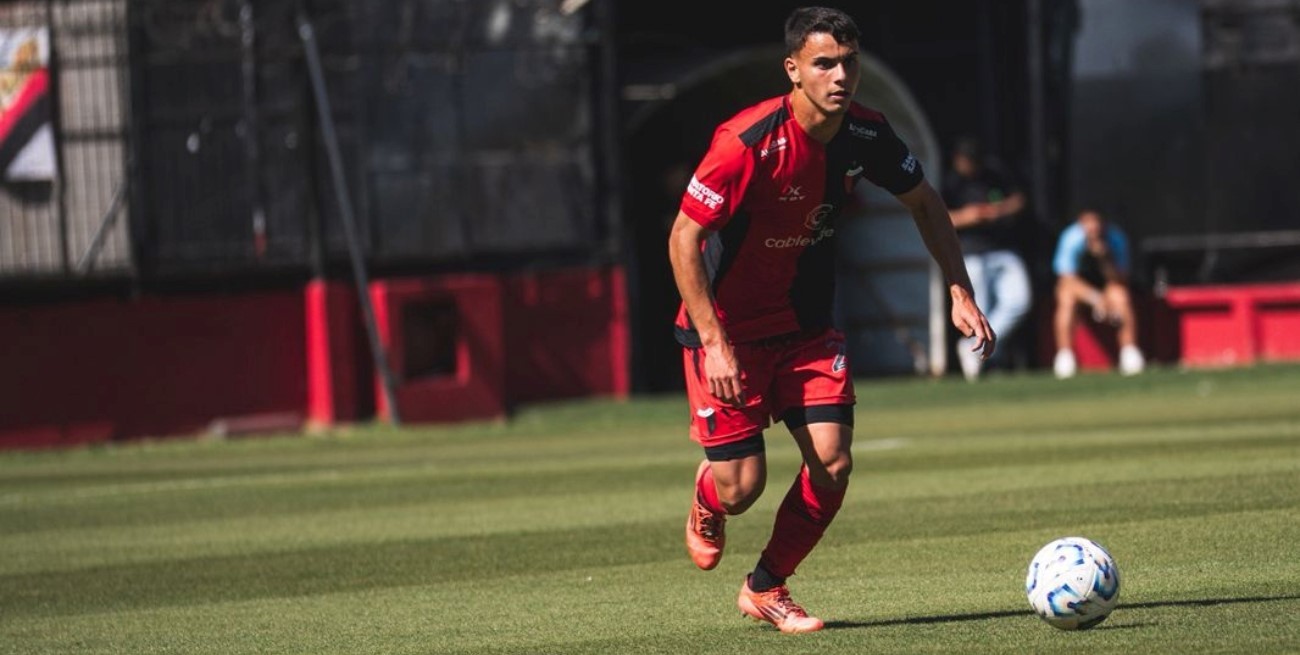 Jonás Ravano, “pichón de Goltz” que firmó como profesional en Colón