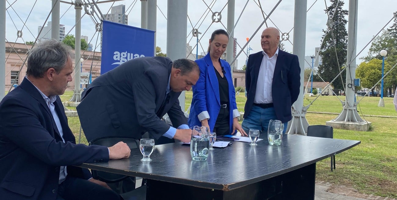 Comienza la inédita renovación del colector de cloacas de Santa Fe, que será con una “cámara desinflada”