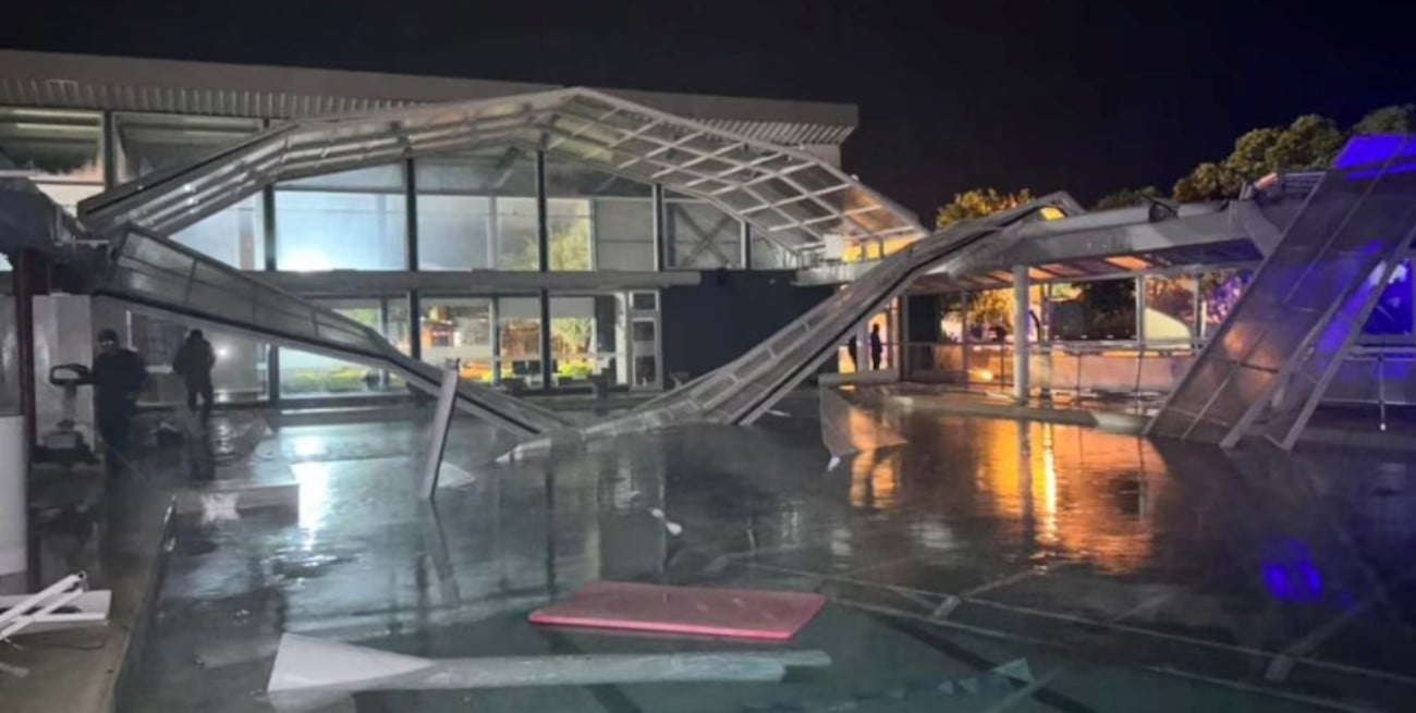 Temporal de lluvia, viento y granizo en el sur bonaerense: se voló el techo de un hospital