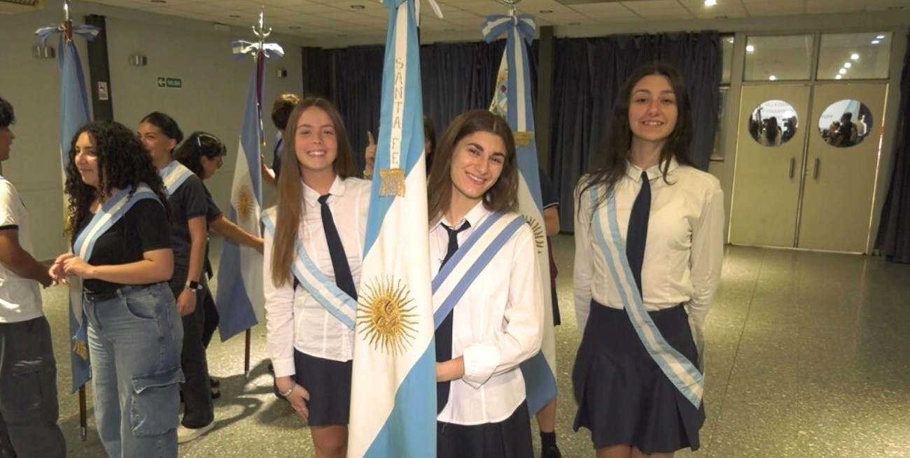 El Rotary Club reconoció a los abanderados y mejores compañeros de 36 escuelas