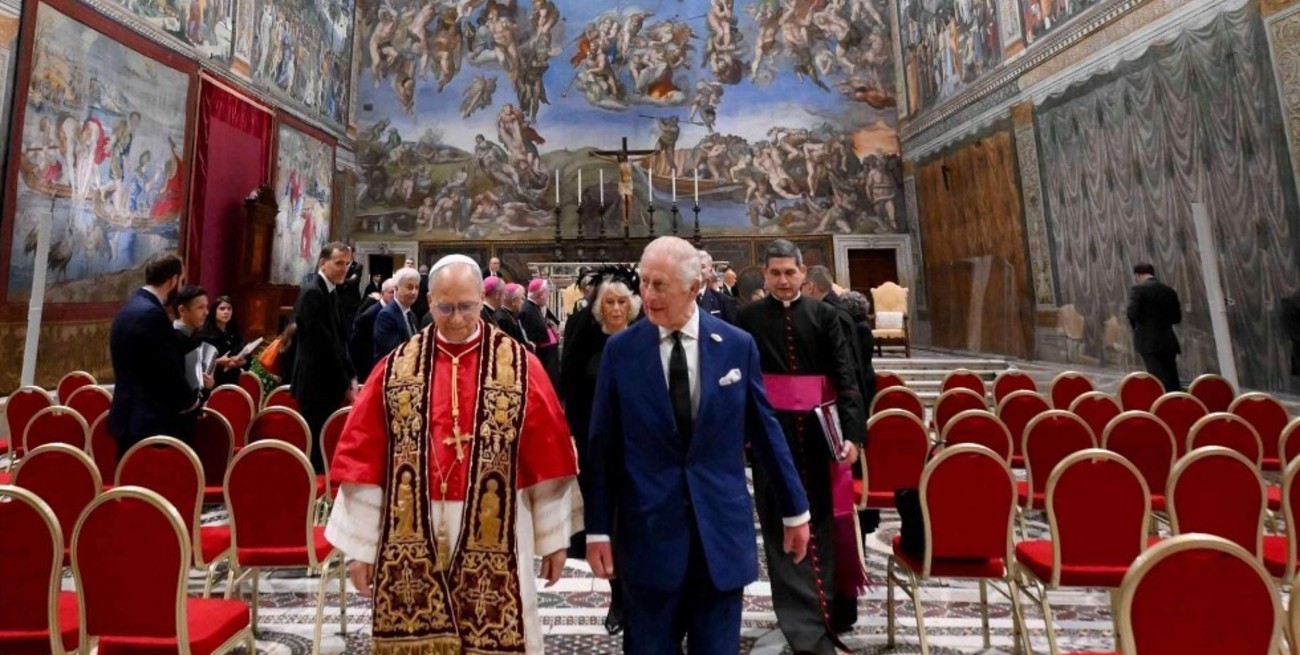 Por primera vez en cinco siglos, el Papa y el rey de Inglaterra rezaron juntos