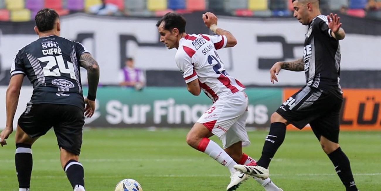 Solari está desgarrado en Unión y
recién estaría para el último partido
