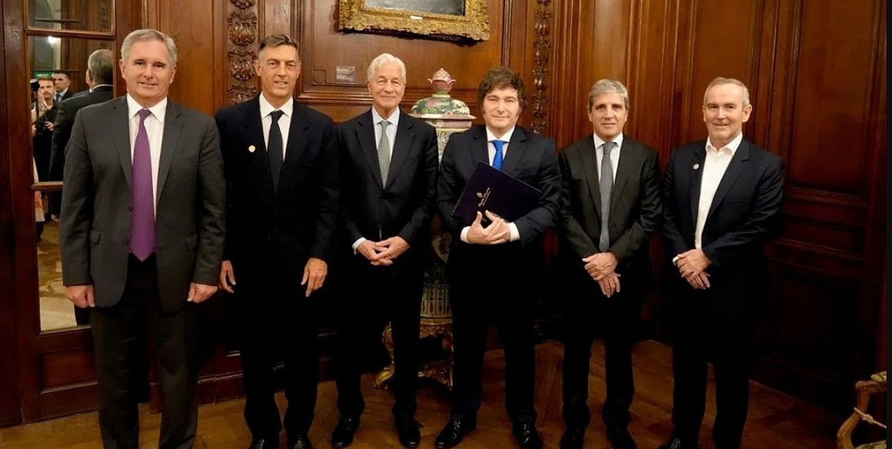 Milei participó de la cena del Consejo del JP Morgan junto a su CEO, Jamie Dimon