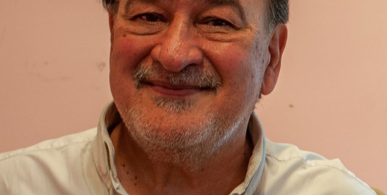 Poemas que alumbran pequeños escondrijos de impavidez 