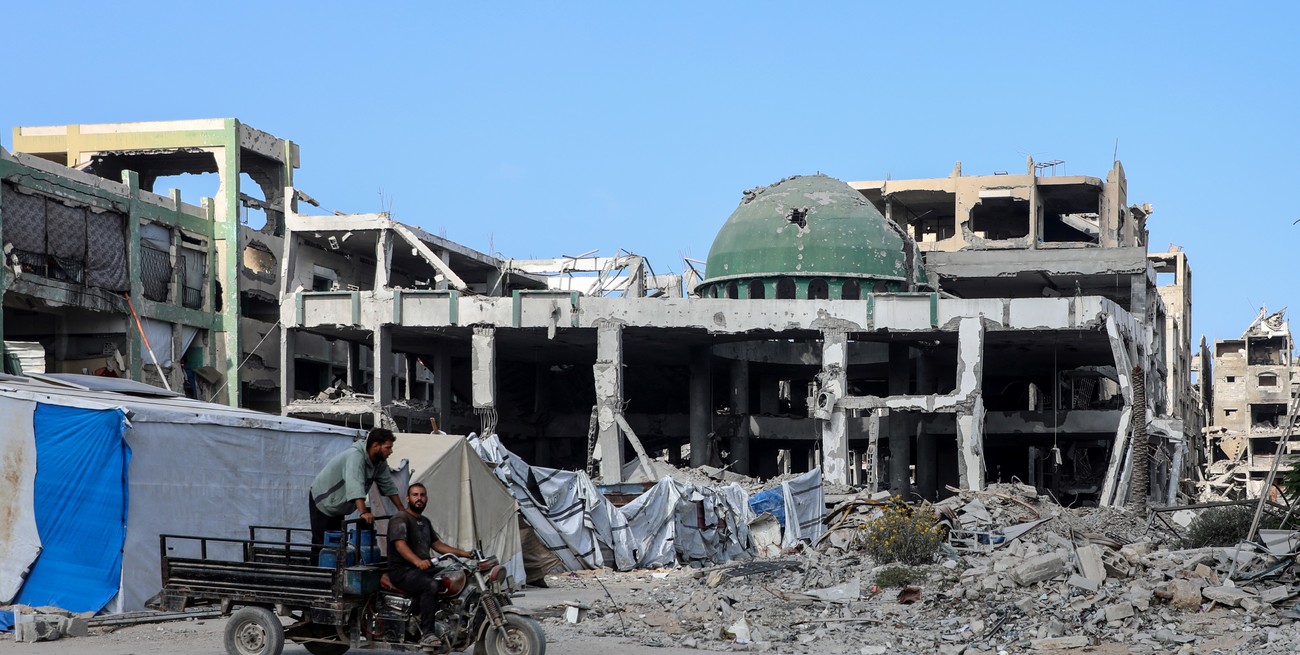 Cuatro palestinos heridos en ataque israelí con drones en centro de Gaza