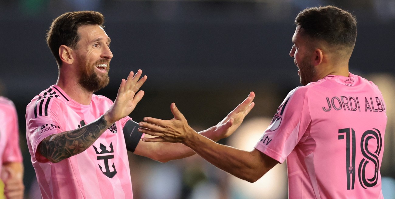 Inter Miami venció Nashville con un doblete de Messi y se ilusiona en los Playoffs