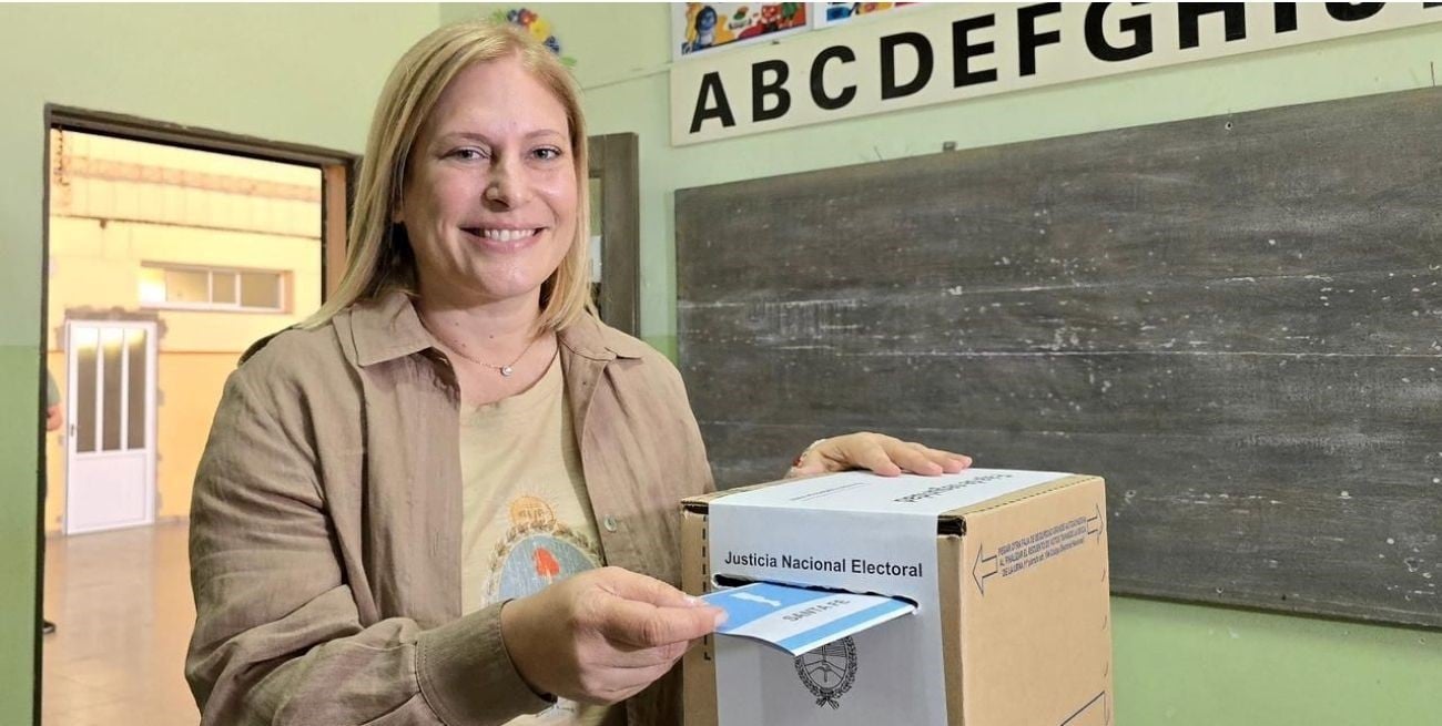Gisela Scaglia votó en Gálvez y confió en la participación ciudadana