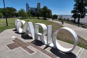 En el Gran Rosario, la polarización se replicó con La Libertad Avanza y el peronismo. Foto: Fernando Nicola
