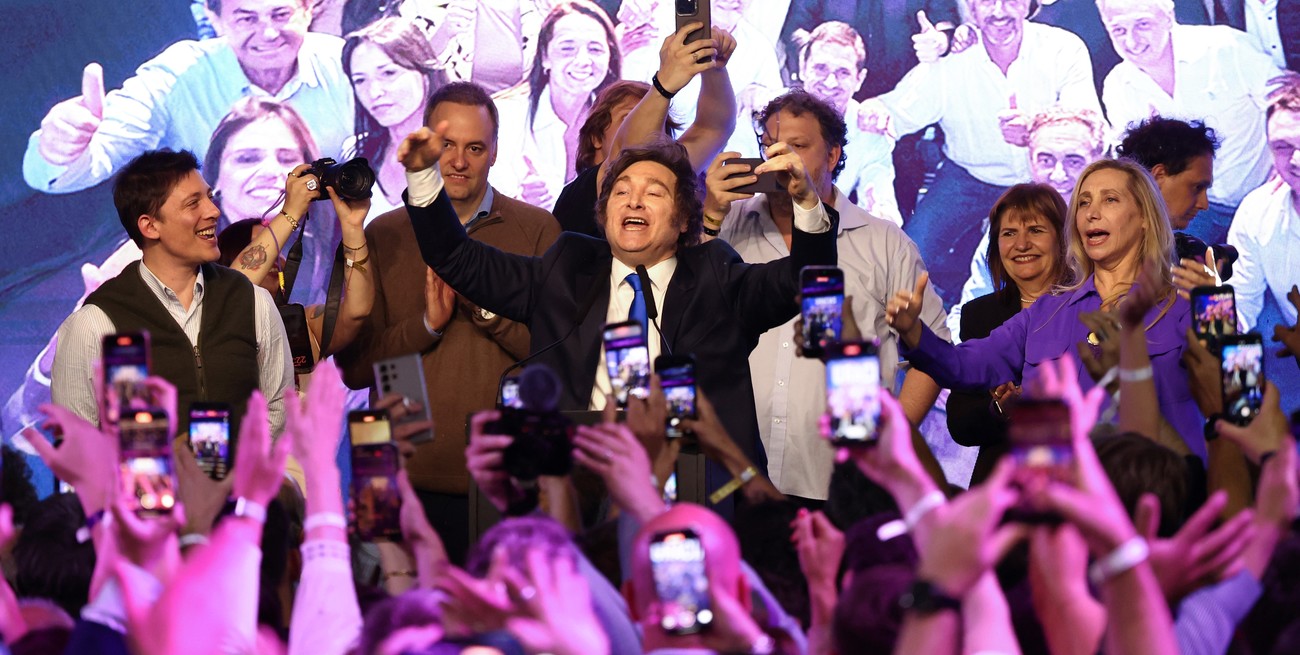 La incertidumbre reavivó la confianza en Javier Milei y desató la "ola violeta"