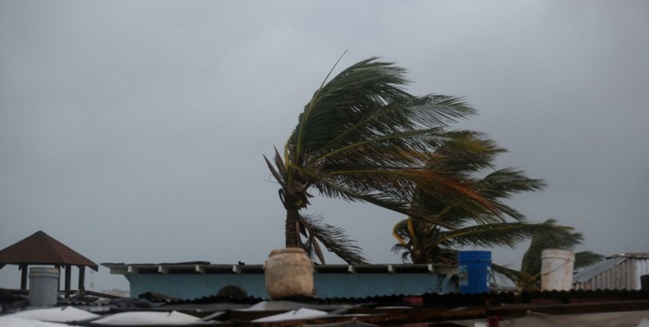 El huracán Melissa alcanza categoría 5 y pone en alerta máxima a Jamaica