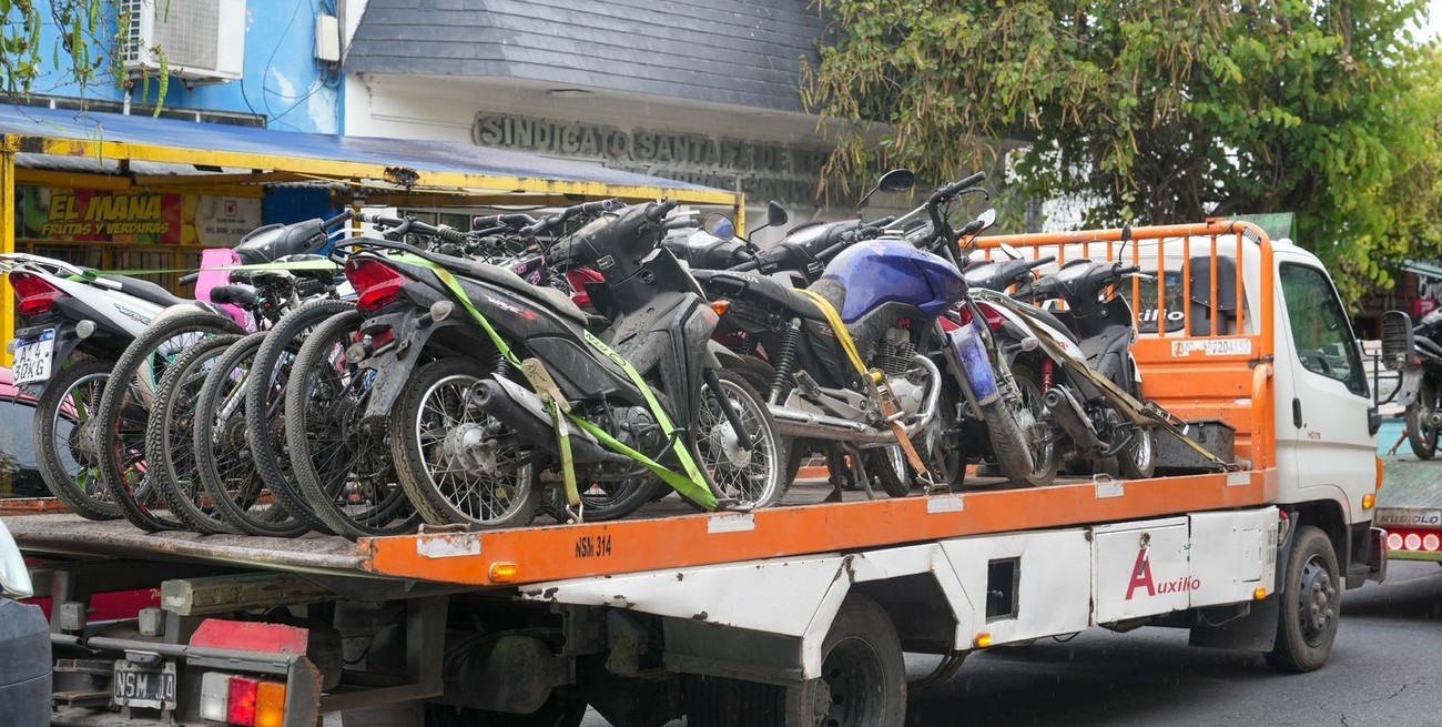 Retiraron 200 motos, 100 bicicletas y 30 autos de la Seccional 3ª en barrio Candioti