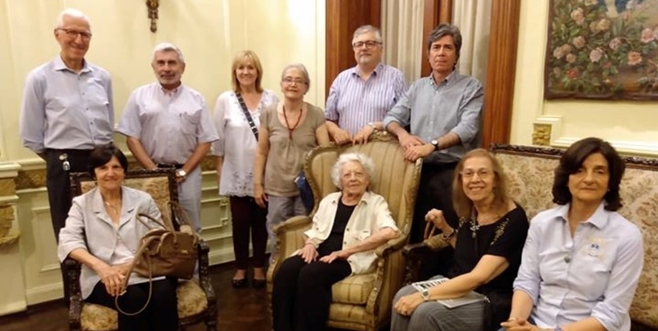 Hebe Viglione: comprometida presencia en la Junta de Historia