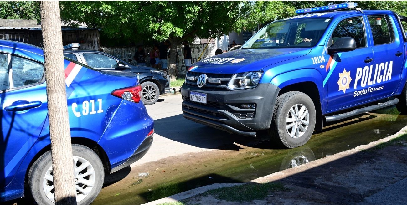 Dos tiros: le dispararon en las piernas para robarle la moto en barrio Santa Rosa de Lima