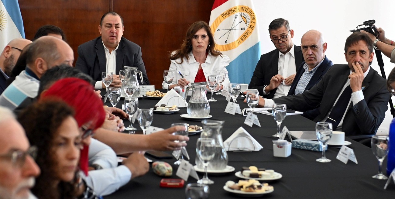 Poletti presentó un presupuesto 2026 con foco en calles, luz y limpieza