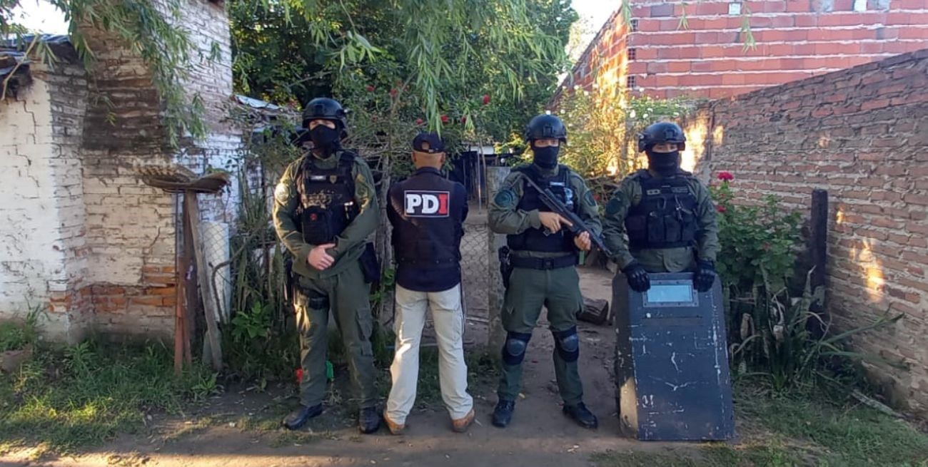 Tres detenidos por un violento asalto a un negocio de San Javier