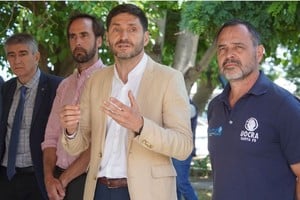 Cassina, Pullaro, López Rosas, Bastía  y Poletti en Arroyo Leyes. Foto: Fernando Nicola