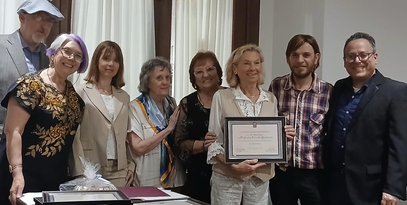 Asociación Santafesina de Escritores (ASDE): setenta años y muchas flores