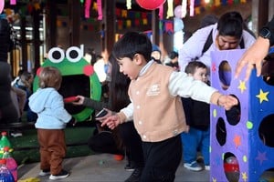 La Defensoría provincial de Niñez y Adolescencia realiza una jornada para debatir sobre inversión social y políticas de cuidado para la primera infancia.
