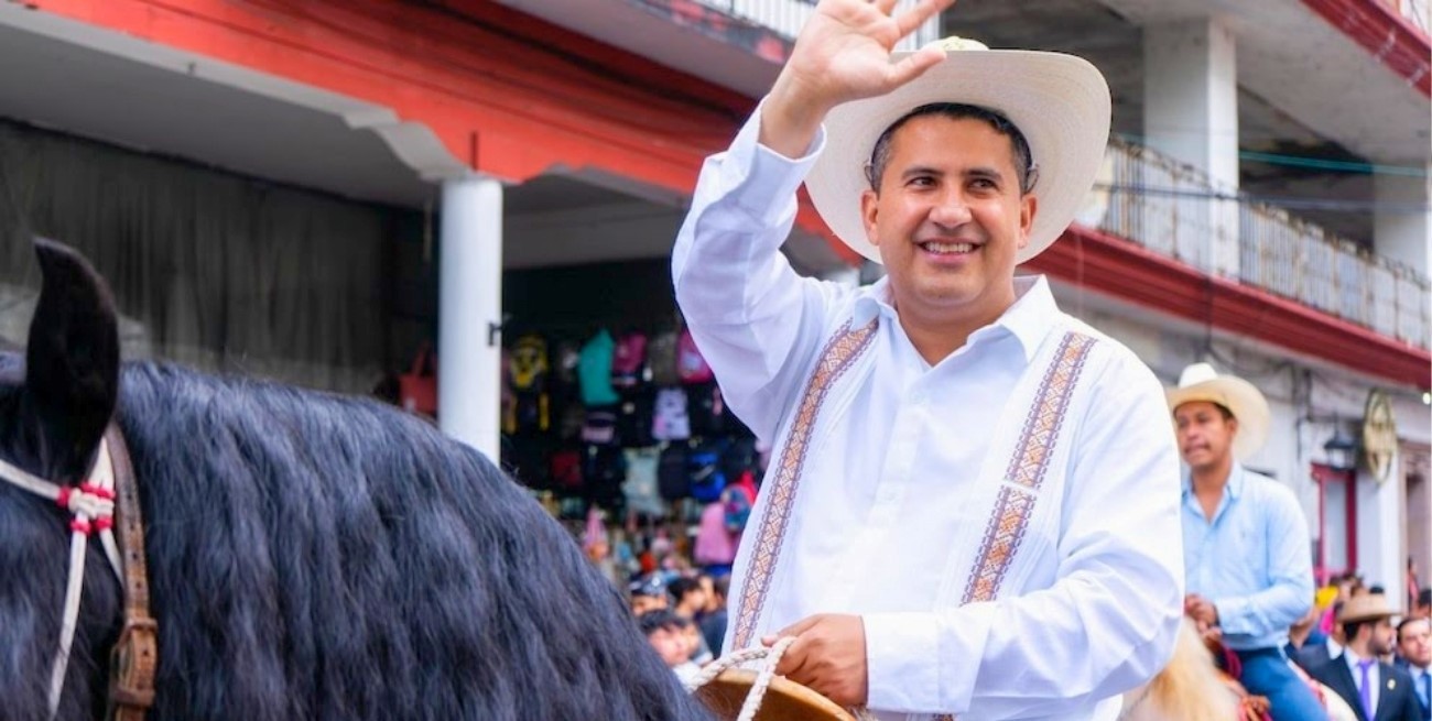 México: asesinaron al alcalde Carlos Manzo en Uruapan durante acto del Día de Muertos