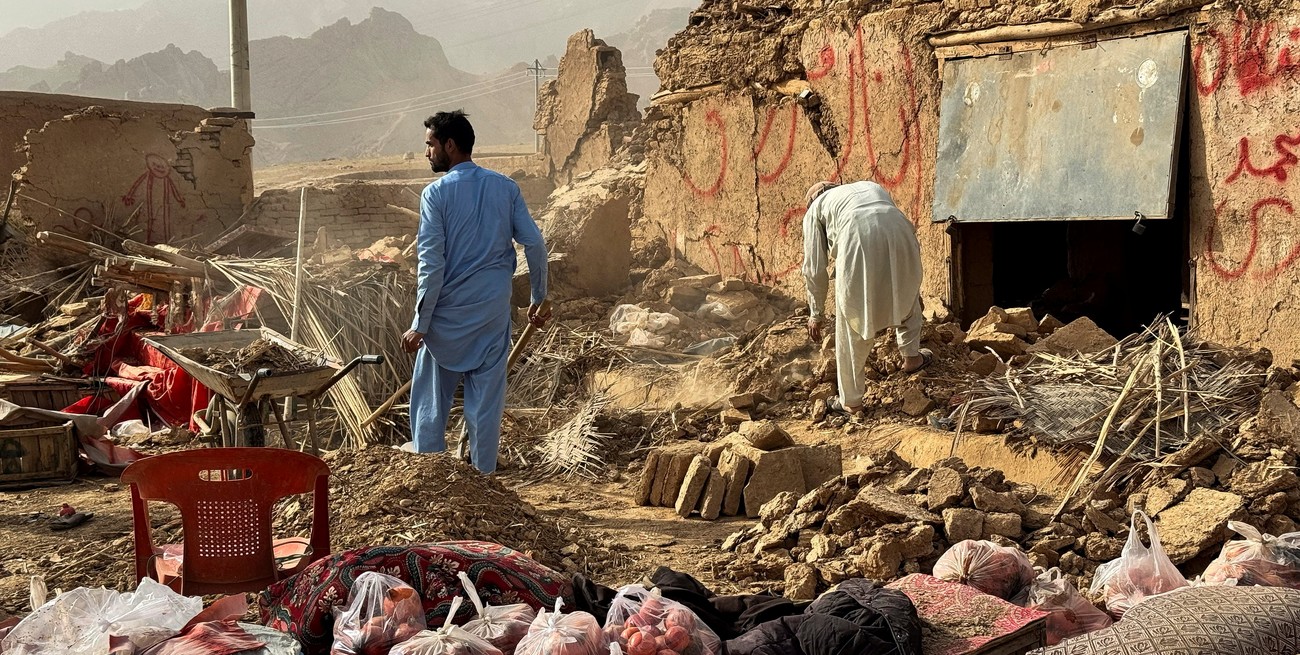 Al menos 20 muertos tras un fuerte sismo en Afganistán