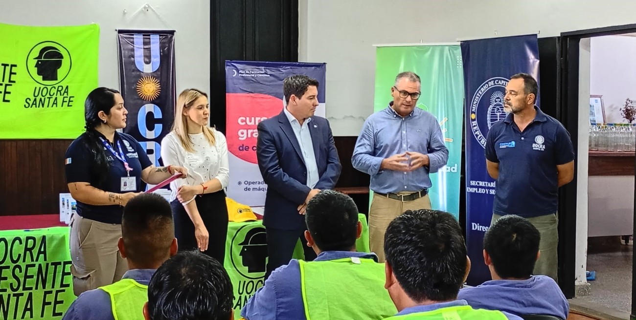 Quince sanjavierinos finalizaron el curso de Operario de Maquinaria Vial Pesada