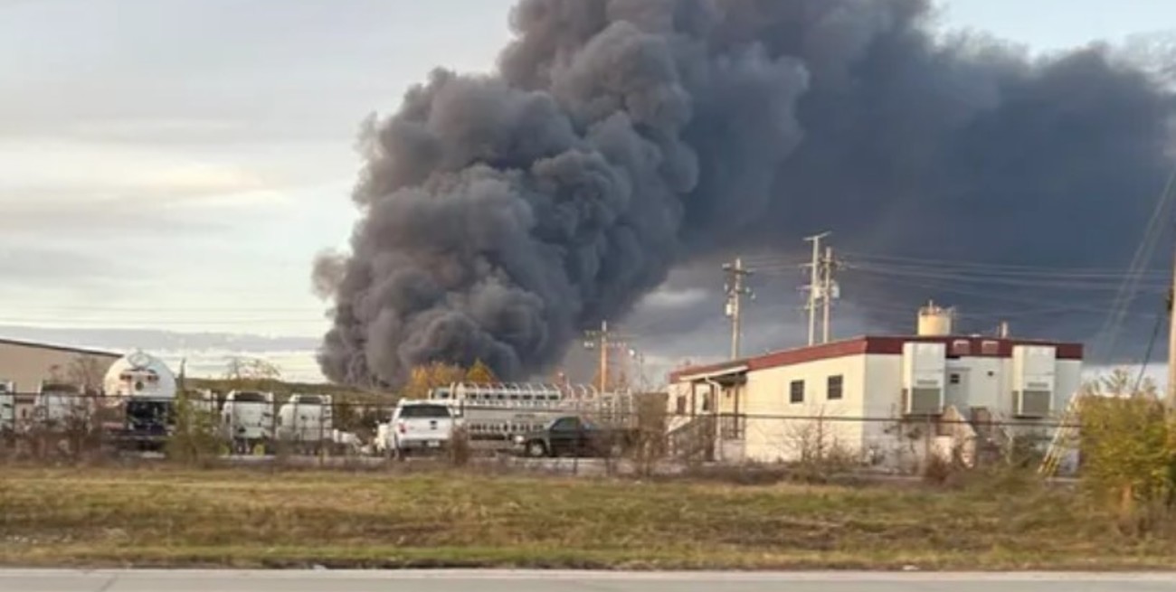 Video: un avión con tres tripulantes se estrelló cerca del aeropuerto de Louisville