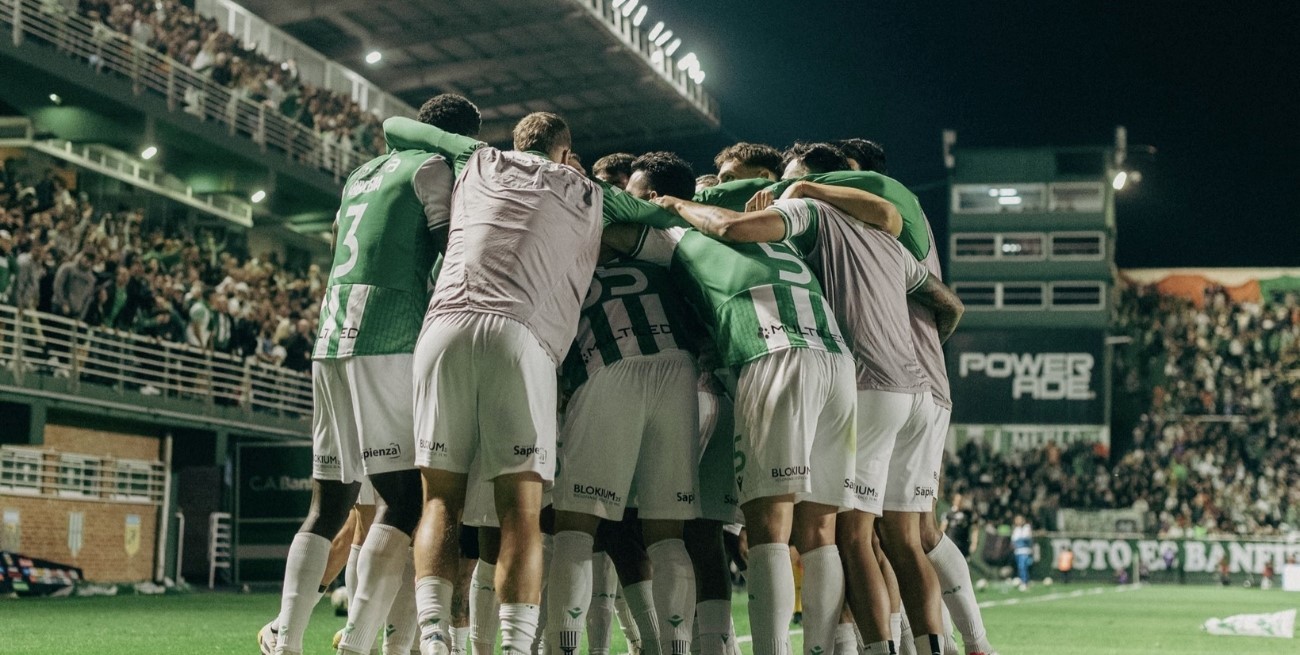 Banfield le ganó el clásico a Lanús y aseguró la permanencia