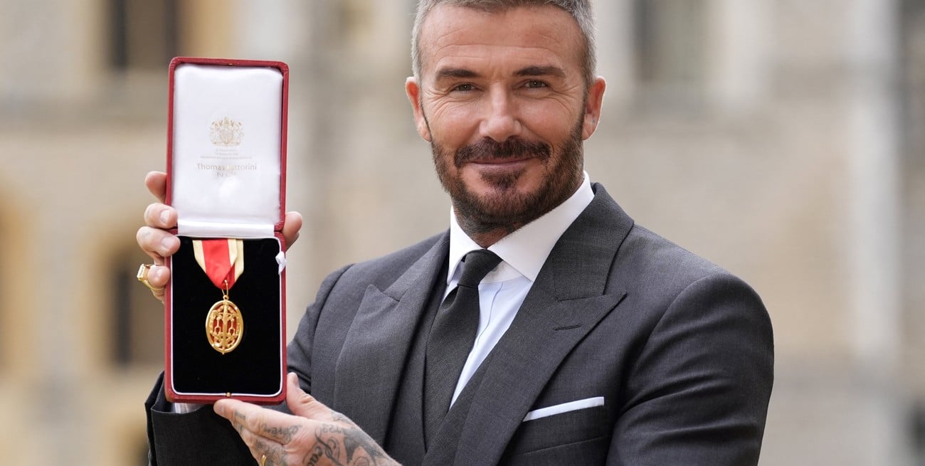 David Beckham fue nombrado caballero por el rey Carlos III en una ceremonia en Windsor