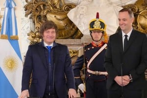 Adorni asumió como jefe de Gabinete