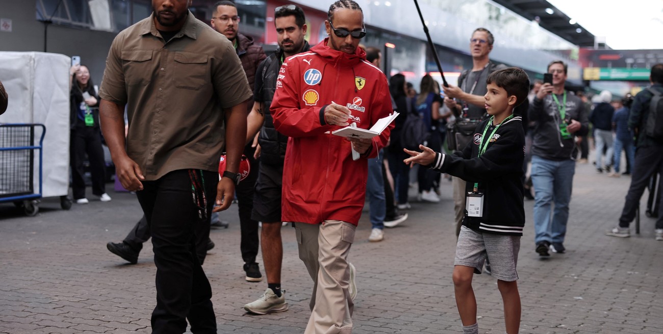 Hamilton cuestionó a la FIA y celebró el presente del argentino Colapinto