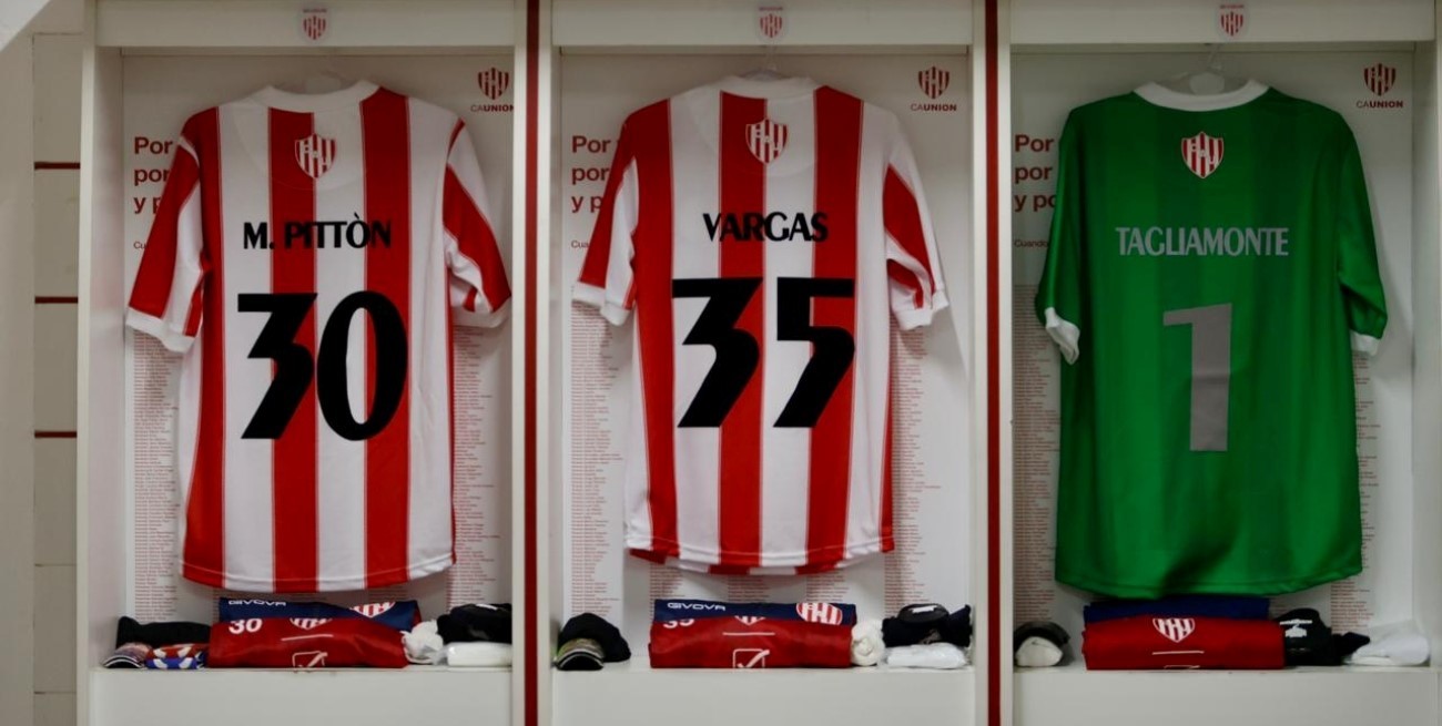 Lautaro Vargas llegó a cinco amarillas
