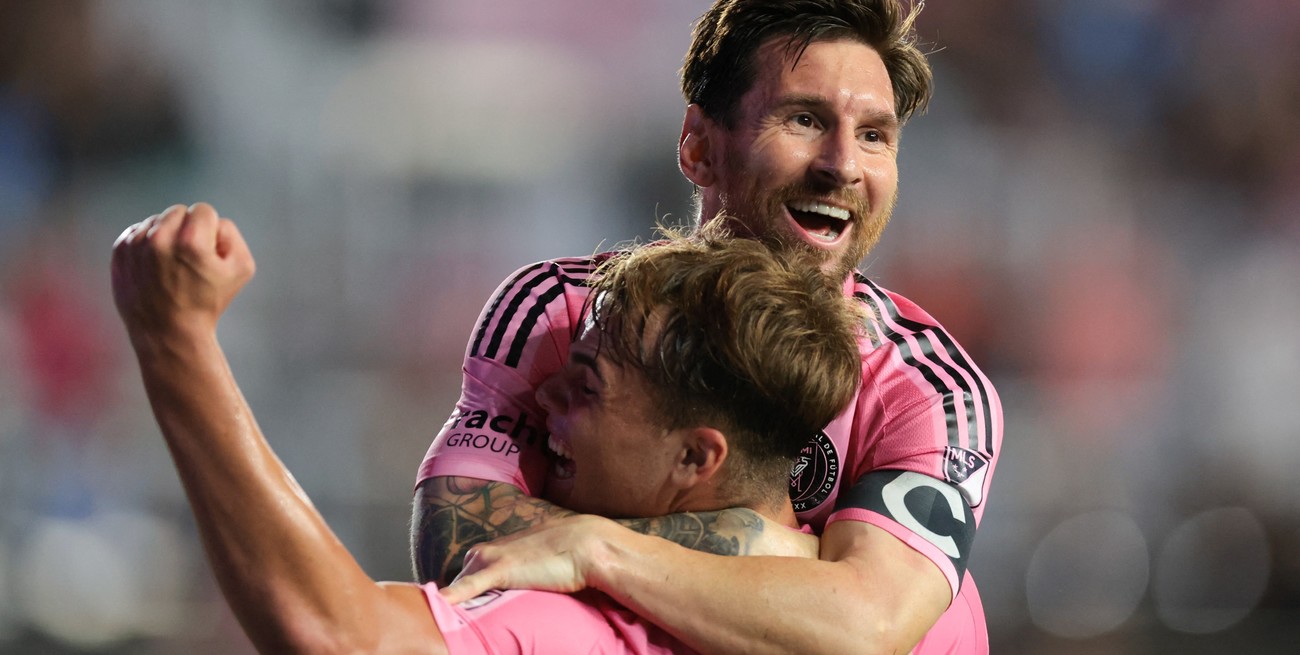 Messi brilló con un doblete y metió a Inter Miami en semifinales
