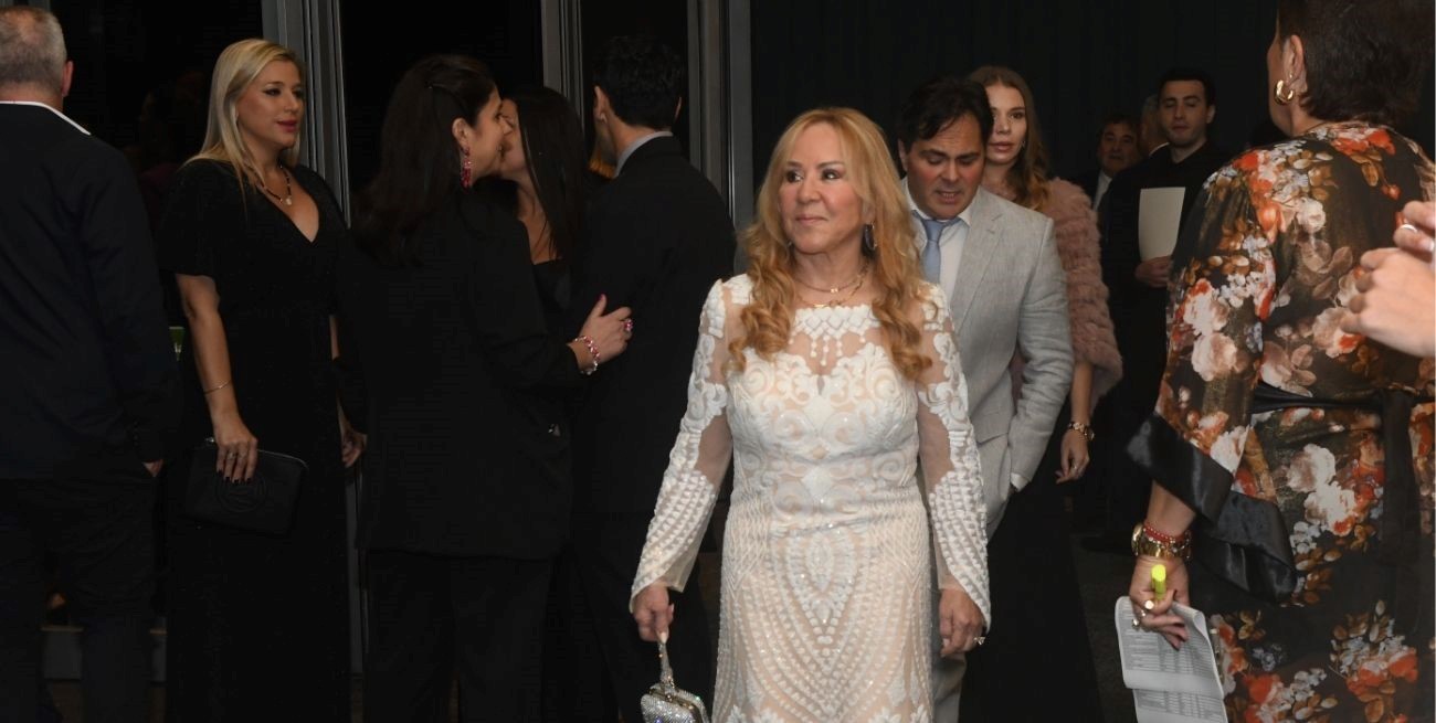 Más color y glamour en la noche de los Brigadier