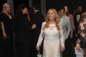 La gala de los 50 años de los Premios El Brigadier reunió a empresarios, autoridades y referentes de Santa Fe en una noche de elegancia, emoción y reconocimiento.