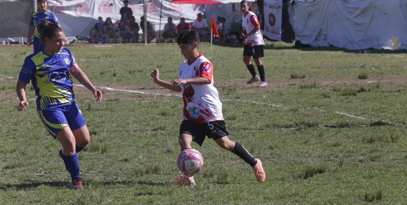 Comenzó la 4° Copa Ciudad de Recreo de Fútbol Femenino: Acto apertura, dos partidos y las finalistas