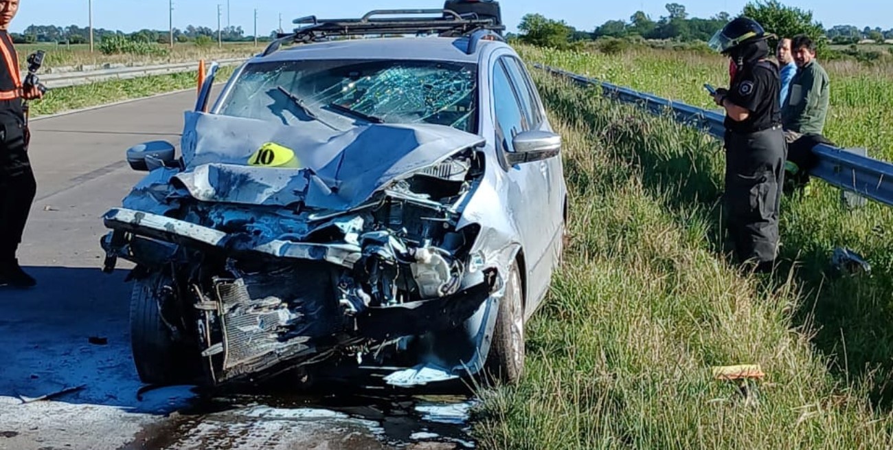 Fuerte accidente sobre la circunvalación de la ciudad de Santa Fe: una mujer herida