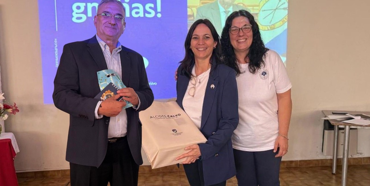 Calvo compartió su experiencia en la reforma constitucional con estudiantes de Rafaela