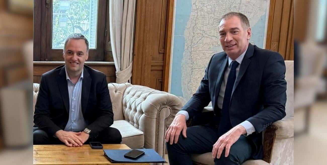 Santilli se reunió con Adorni por cambios en su cartera y señaló que “hay reclamos cruzados” de los gobernadores