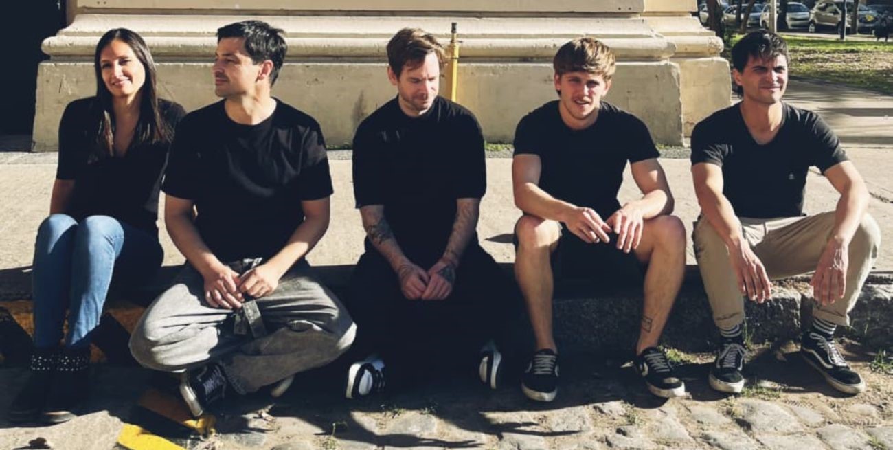 Farah e Invisibles vuelven a compartir escenario, como en los viejos tiempos