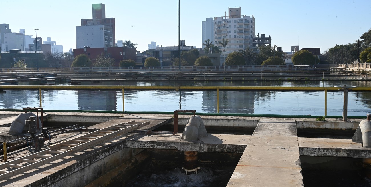 Aguas: más de mil grandes usuarios morosos suman un rojo de $700 millones