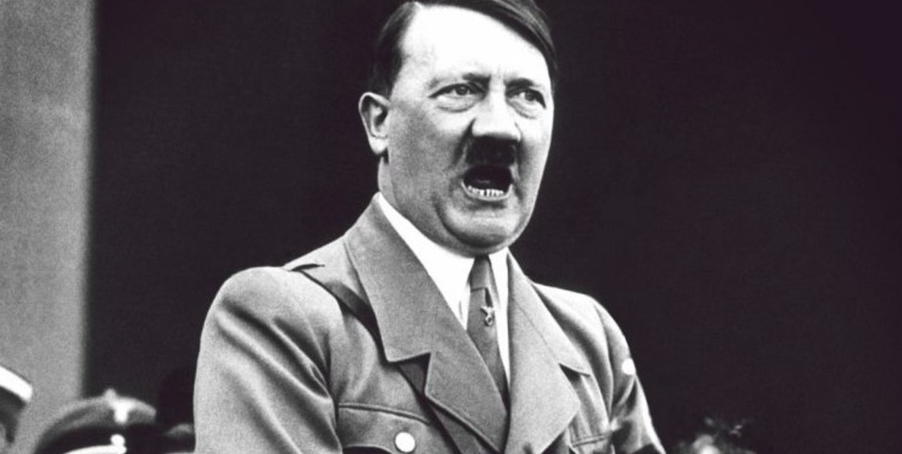 Según un reciente estudio genético, Adolf Hitler padecía un trastorno genital