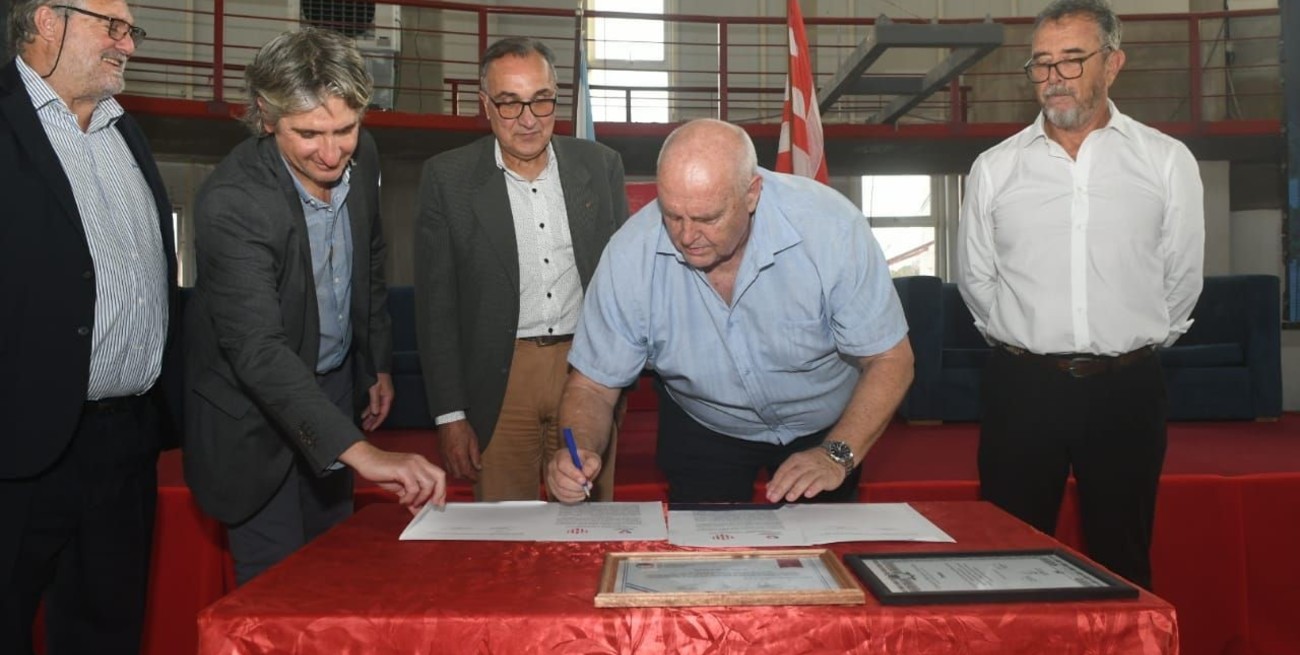 Puntapié inicial para la inédita
iniciativa encarada por Unión